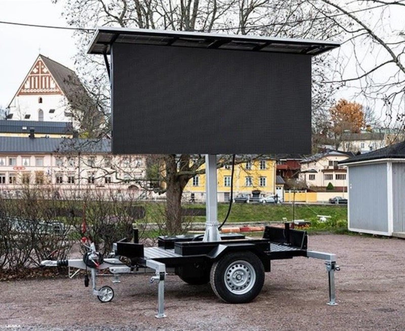 mobile solar led screen