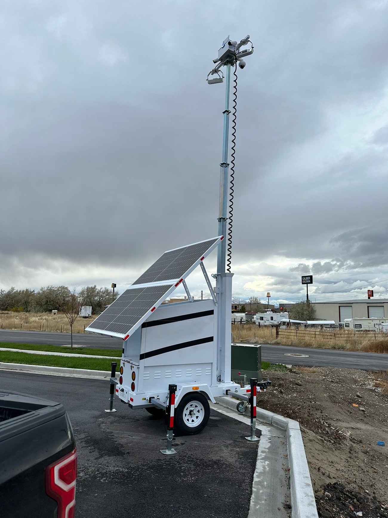 mobile solar cctv tower