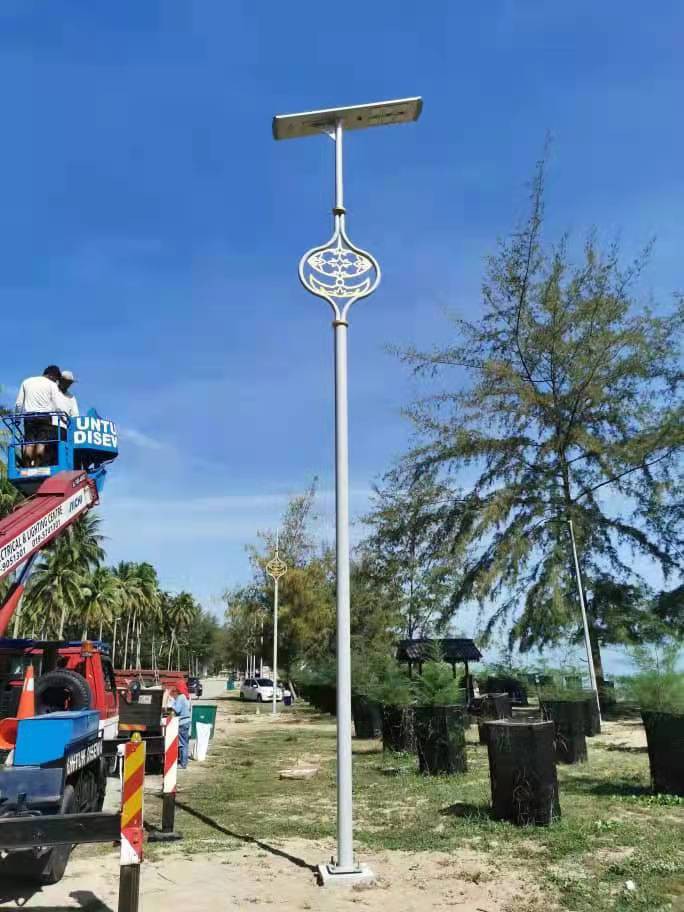 solar steet light installation