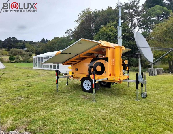 portable solar telecom tower