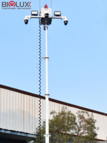 light tower with cameras